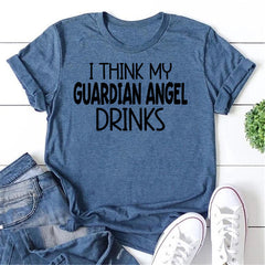 Camiseta com slogan feminino com estampa de letras do anjo da guarda Eu acho que meu anjo da guarda 