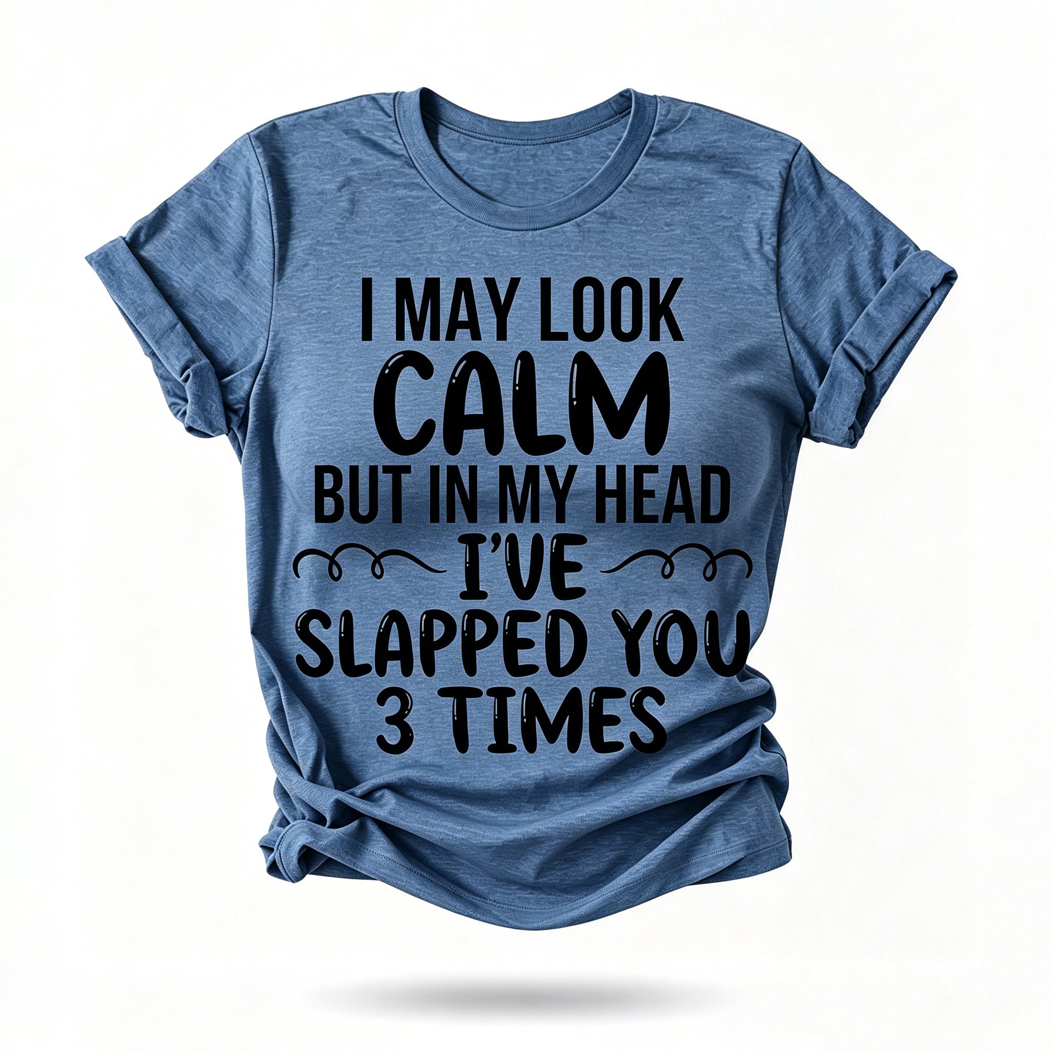 Camiseta com slogan feminino com estampa de I May Look Calm