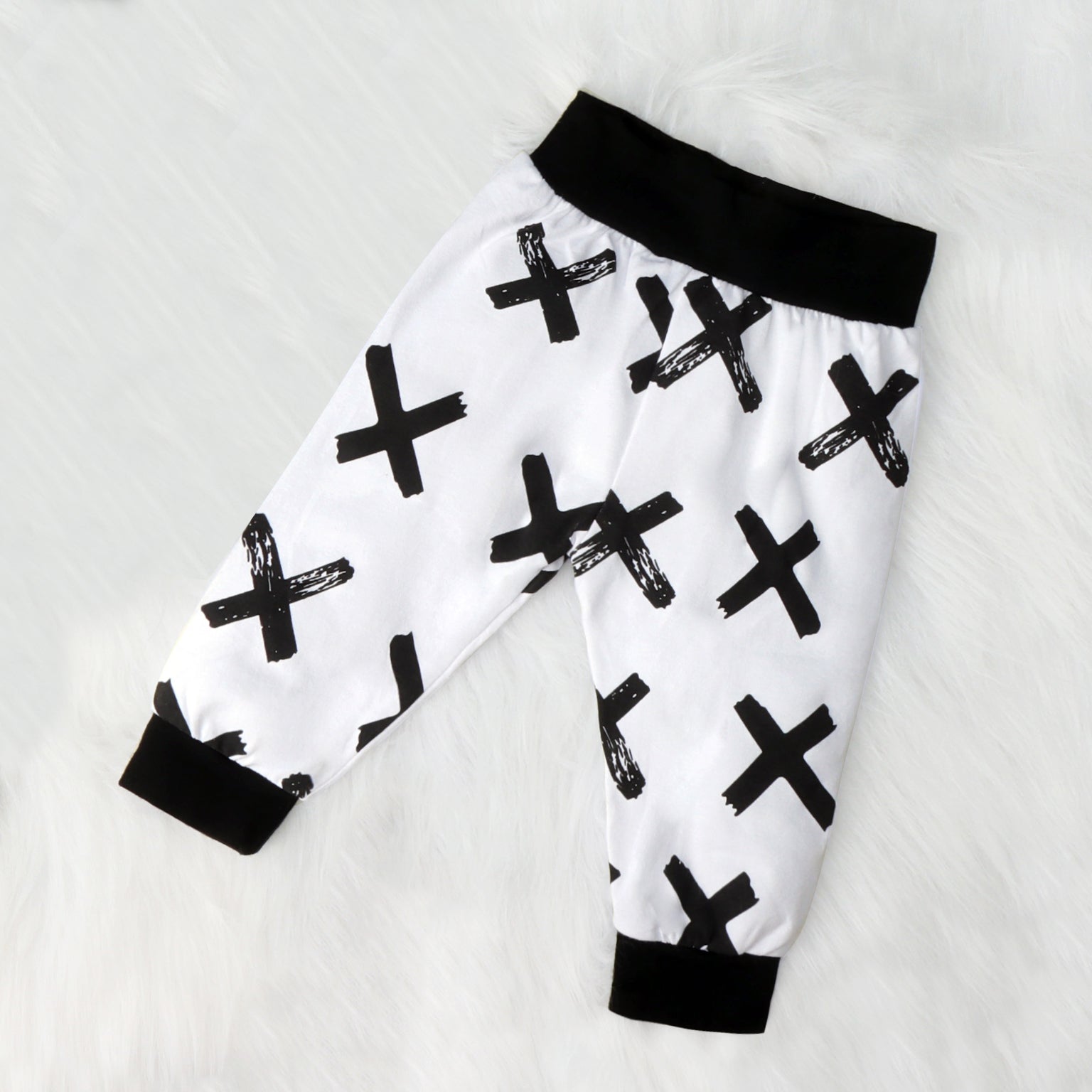 2PCS Straight Outta Quarantine Letter Printed Baby Set