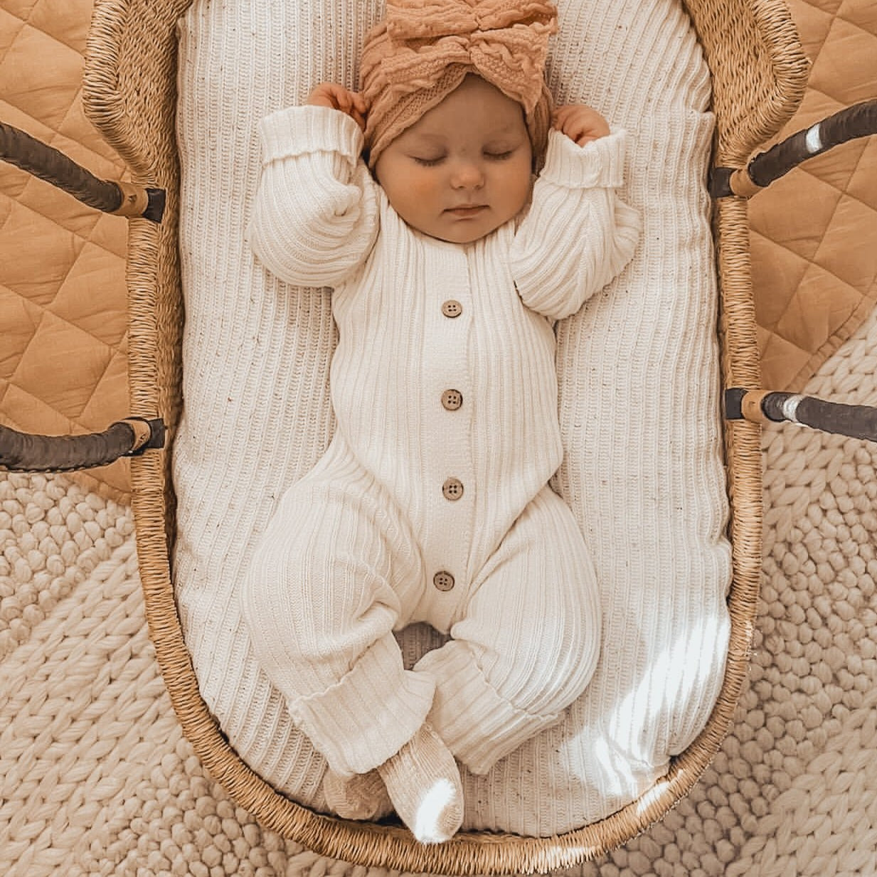 Comfy Solid Color Long Sleeve Baby Jumpsuit