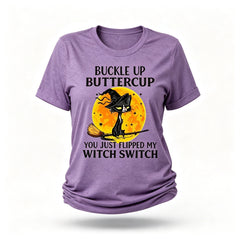 Camiseta com slogan feminino com estampa de fivela Bettercup 