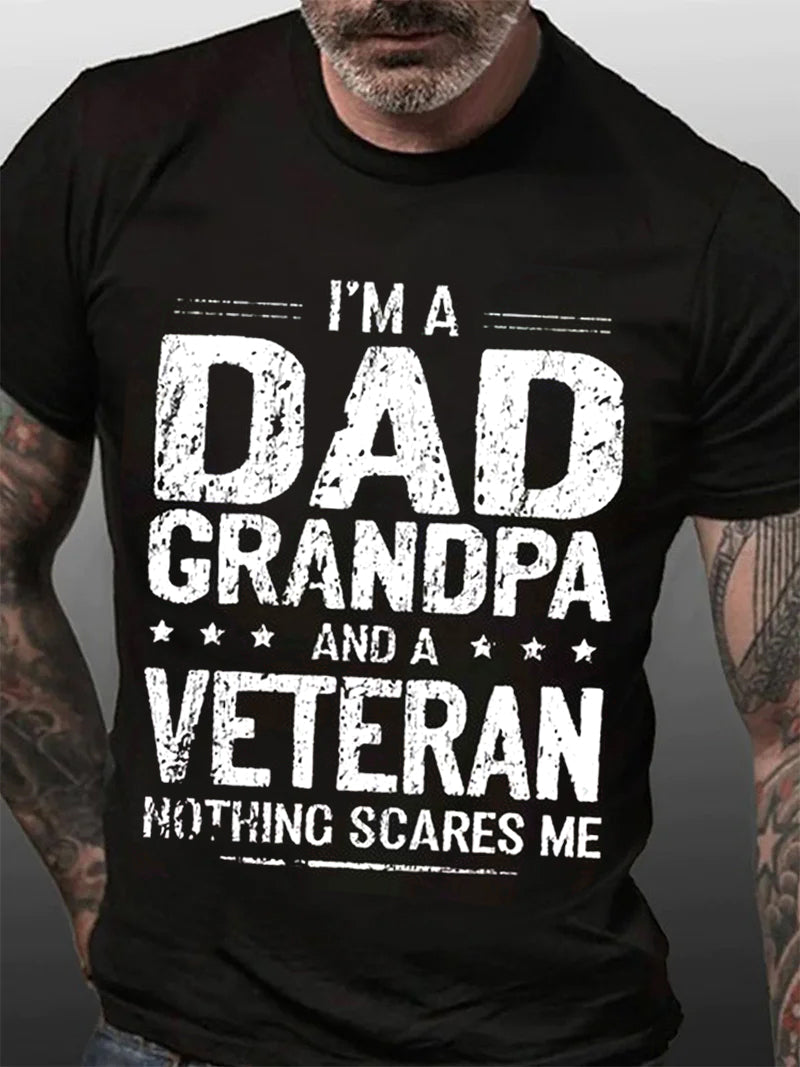 Camiseta com slogan masculino com estampa de papai e vovô 