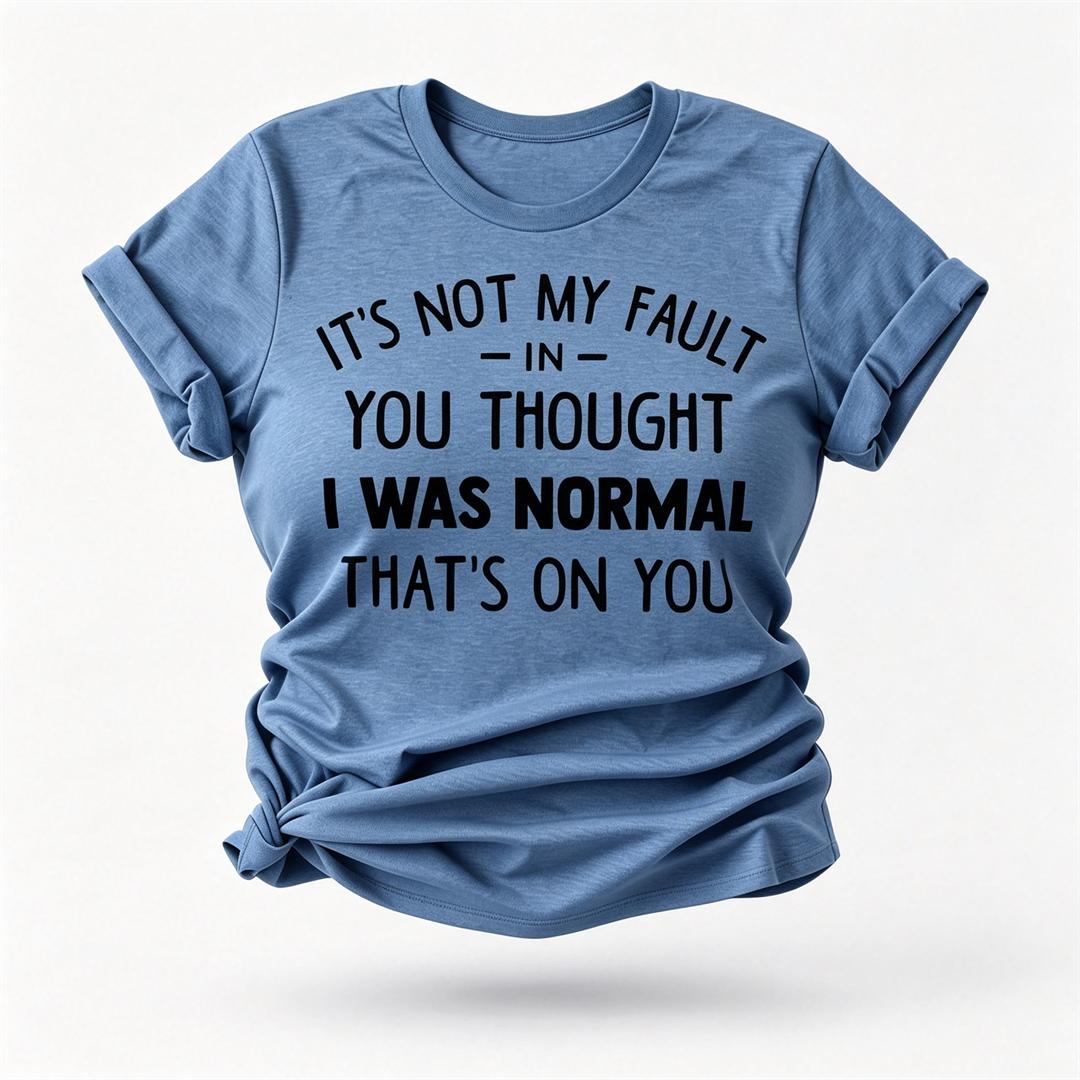 Camiseta feminina com slogan estampado não é minha culpa 