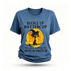 Camiseta com slogan feminino com estampa de fivela Bettercup 