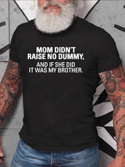Camiseta com slogan masculino com estampa de mamãe não levantou nenhum manequim 