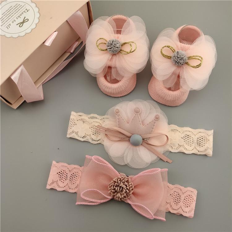 Baby Lovely Lace Crown Bow Headband and Floral Socks