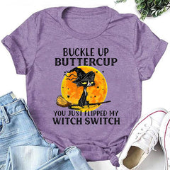 Camiseta com slogan feminino com estampa de fivela Bettercup 