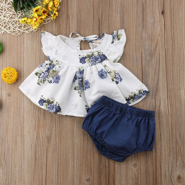 2-piece Flutter-sleeve Top and Shorts for Baby Girl
