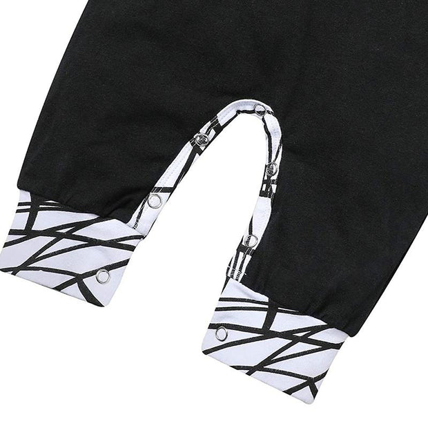 Cute "Mama's Boy" Letter Black Line Printed Long Sleeve Baby Boy Hoodie Jumpsuit
